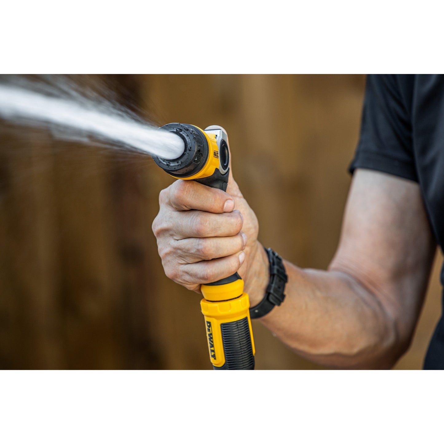 DEWALT Thumb Control Adjustable Nozzle